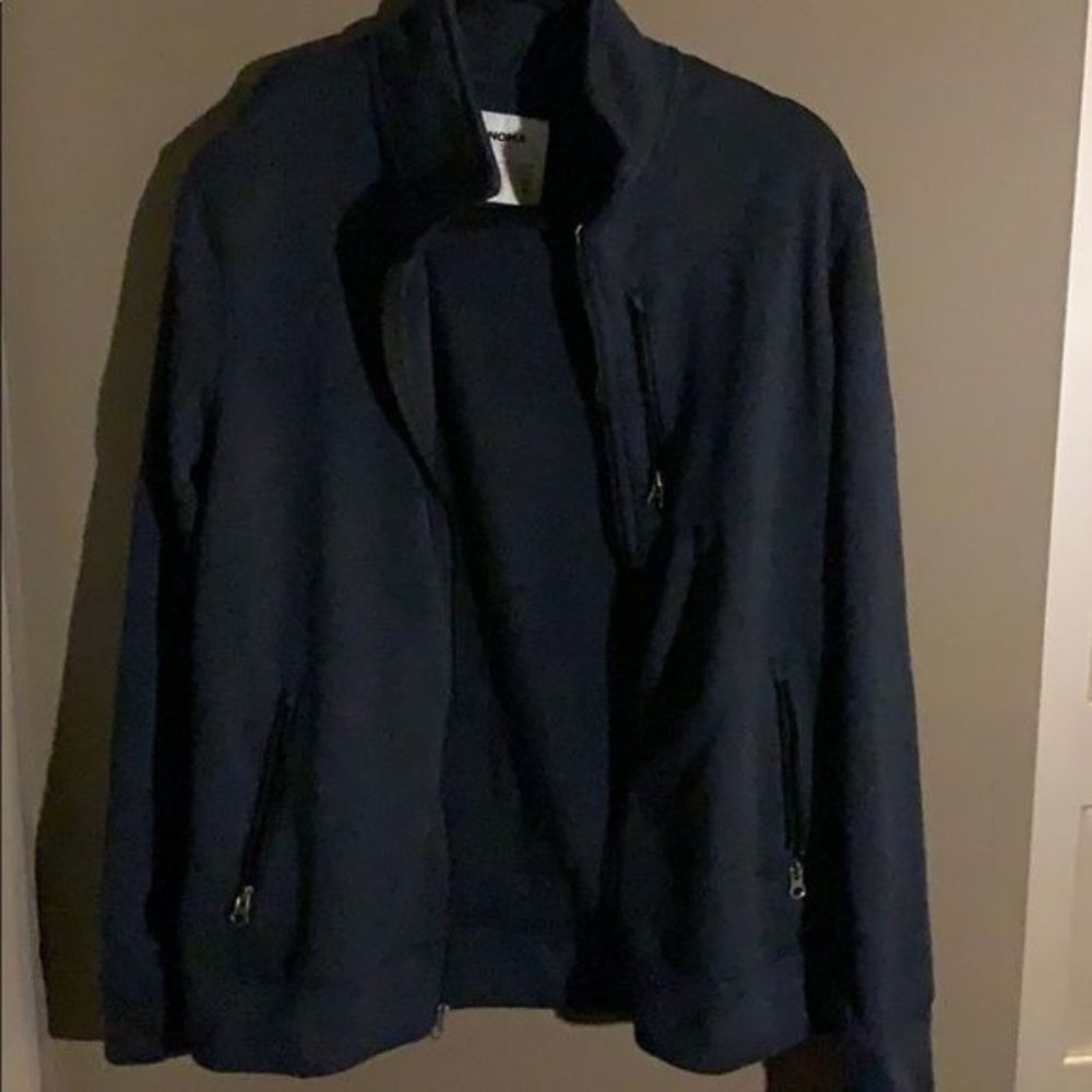 Sonoma women’s 100% polyester zip up jacket